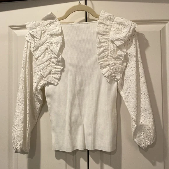 NWT Dolan Left Coast White Eyelet Ruffle Sleeve Sweater Blouse. Size S. Anthro. - Picture 10 of 10